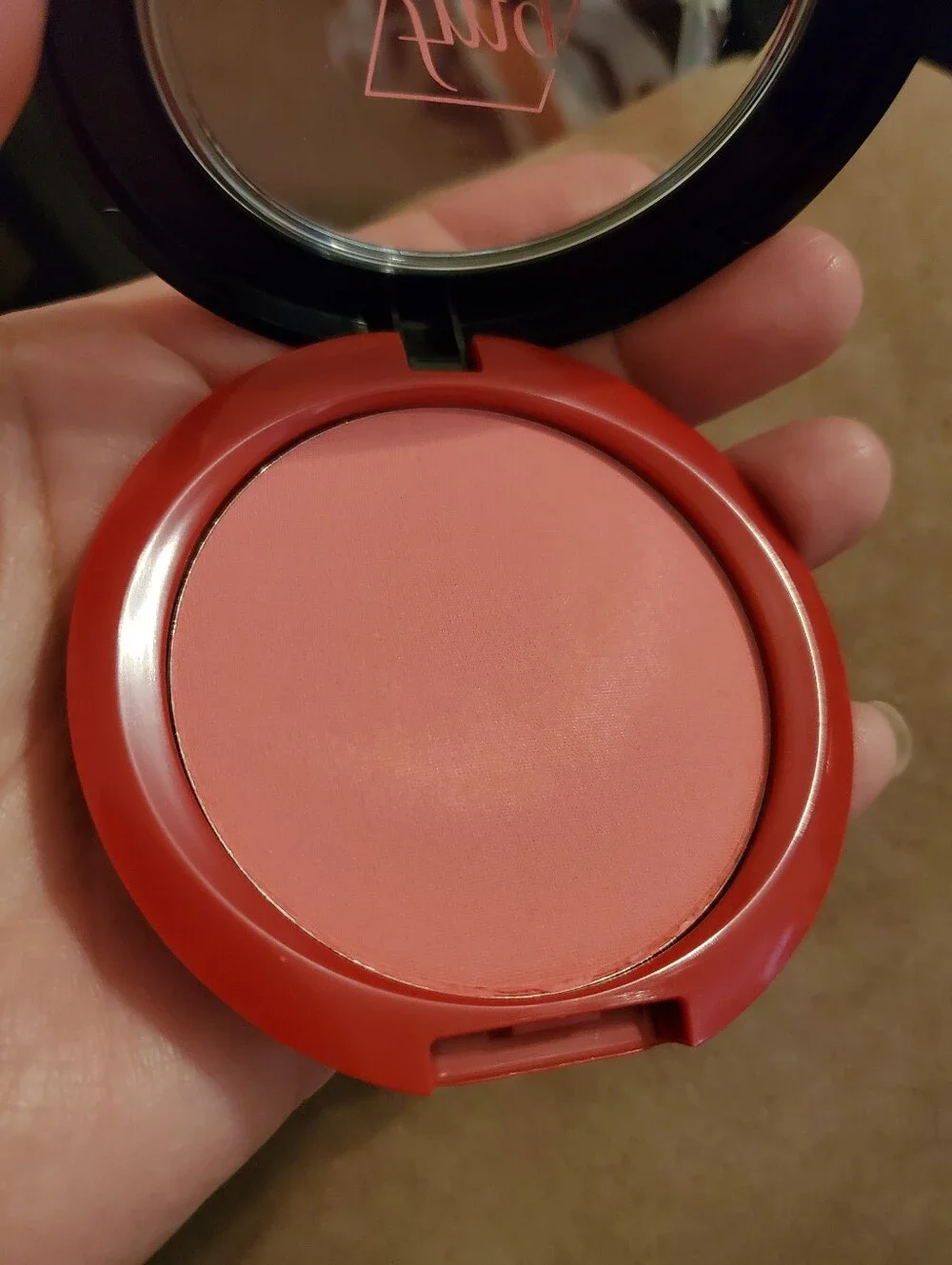 fmg Glimmer Powder Blush By Avon